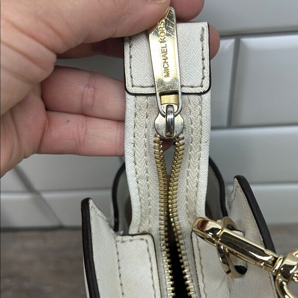 2828 Michael Kors White Leather Briefcase Handbag 243452828 - Picture 6 of 16